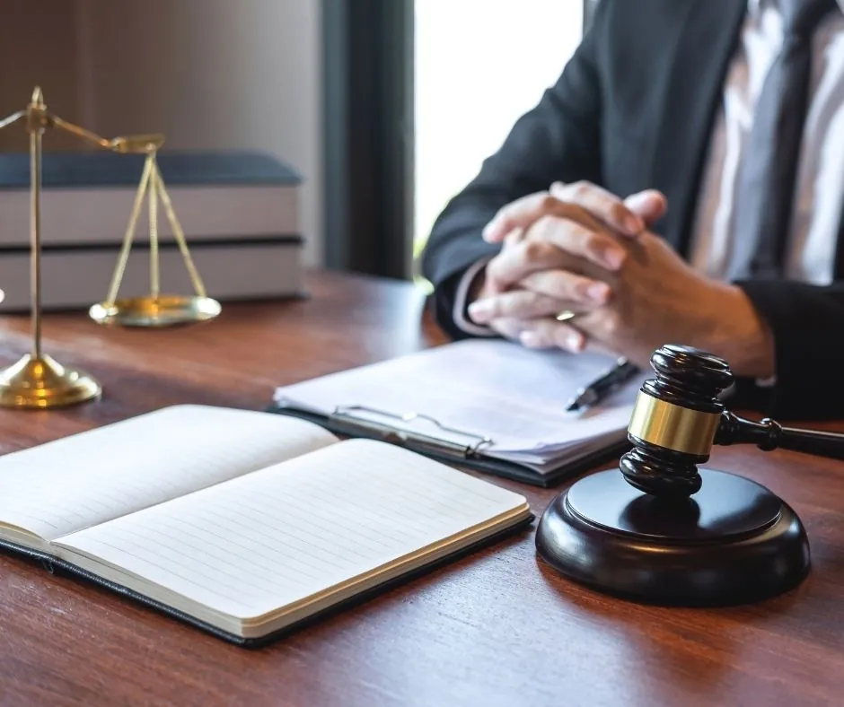 Signs You Need a Federal Employment Lawyer Immediately